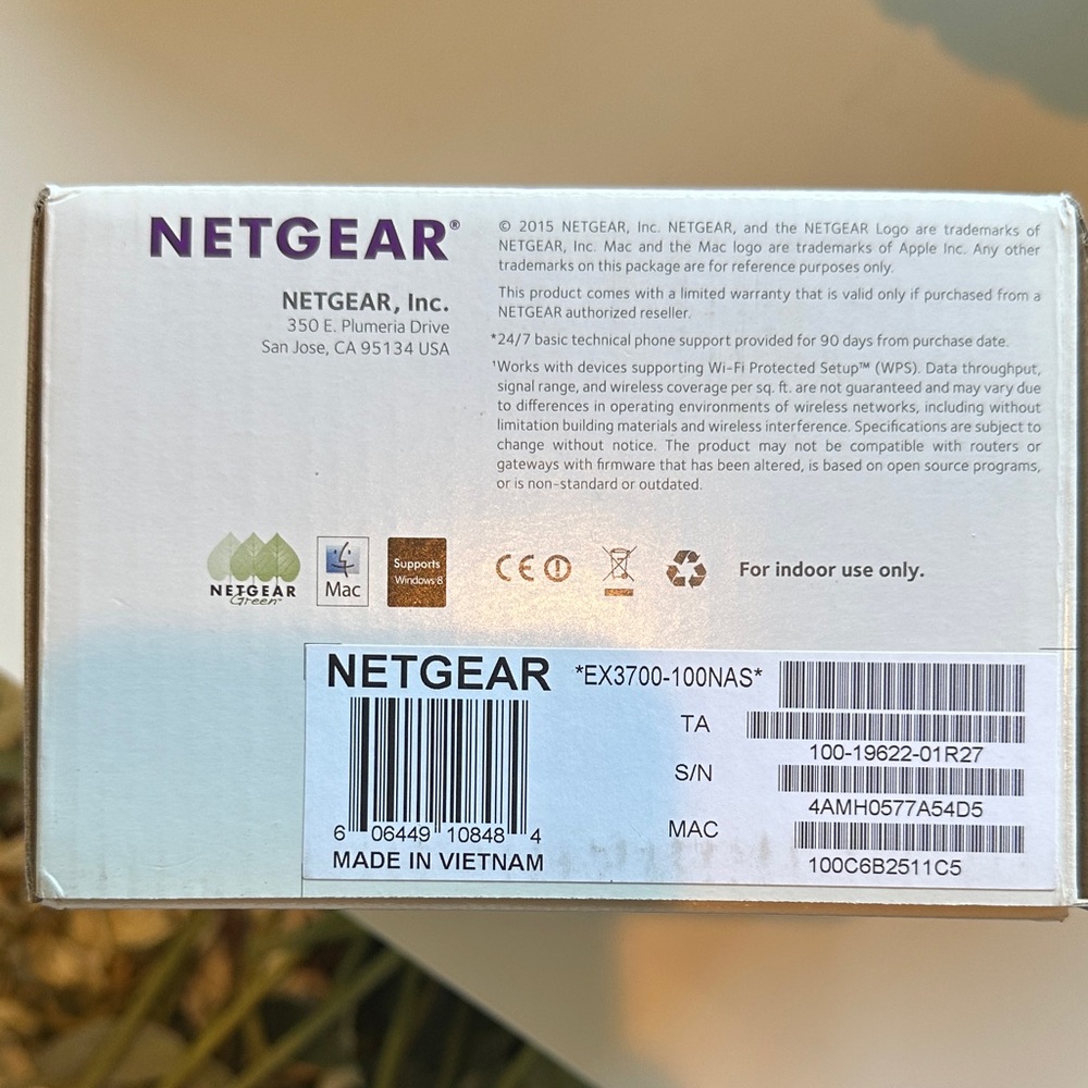 NETGEAR Essentials Edition WiFi Range Extender - Gray - Picture 2 of 5